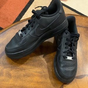 Black nike air force 1’s